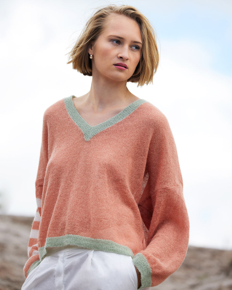 KarinaTT Long Sleeve V-Neck