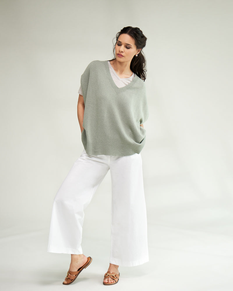 KleoTT V-neck Poncho